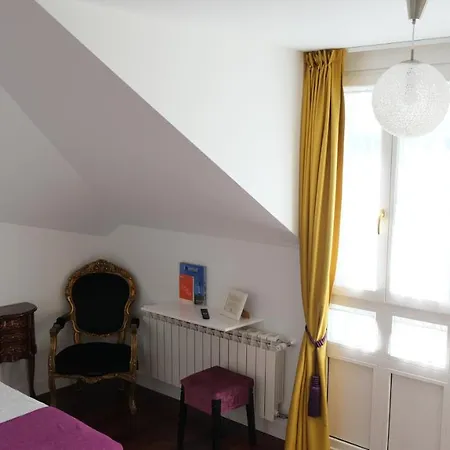 La Casa De Camelias Otel 3*