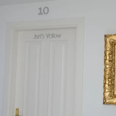 La Casa De Camelias Hotel 3*