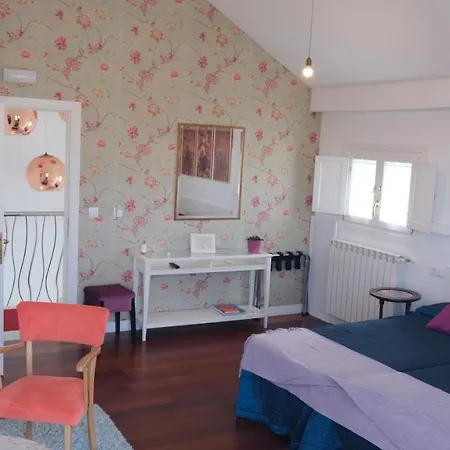 La Casa De Camelias 3* Busto