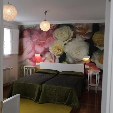 La Casa De Camelias Hotel 3*