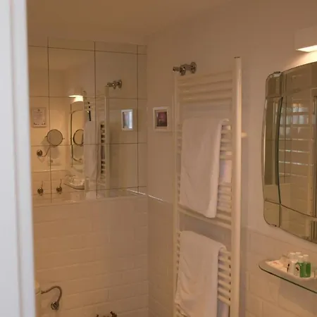 Hotel La Casa De Camelias