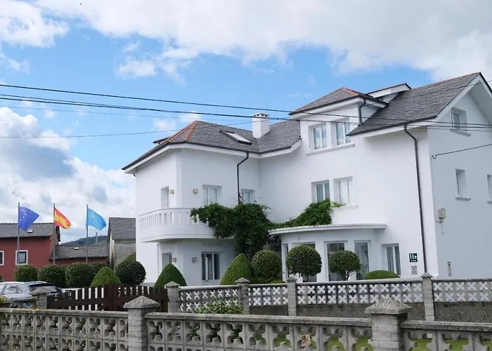 La Casa De Camelias Hotel 3*