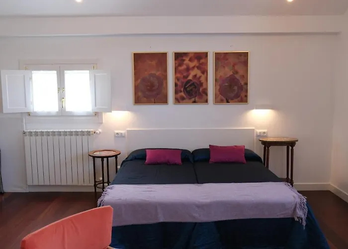 La Casa De Camelias 3* Busto