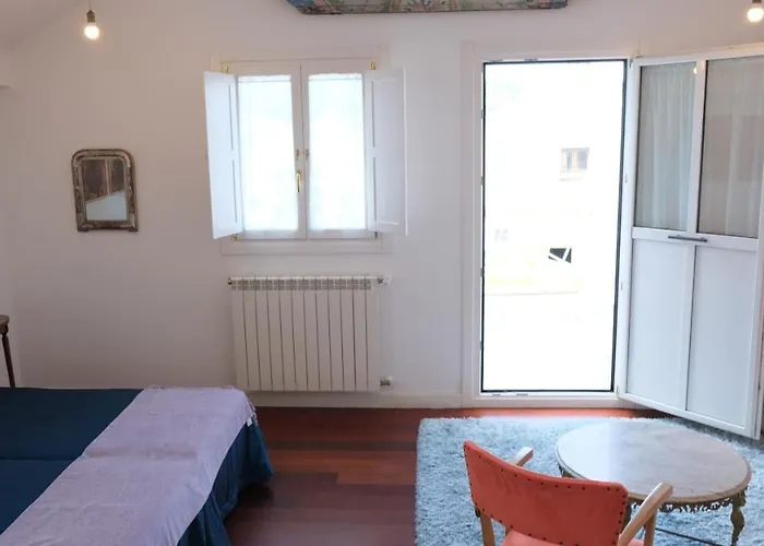 La Casa De Camelias Hotel Busto